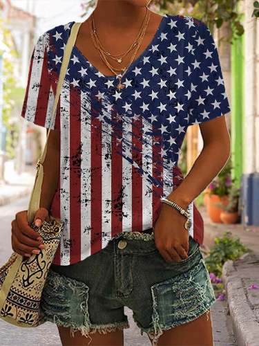 Women'S V-Neck Independence Day Distressed Flag All Over Print Graphic T-Shirt