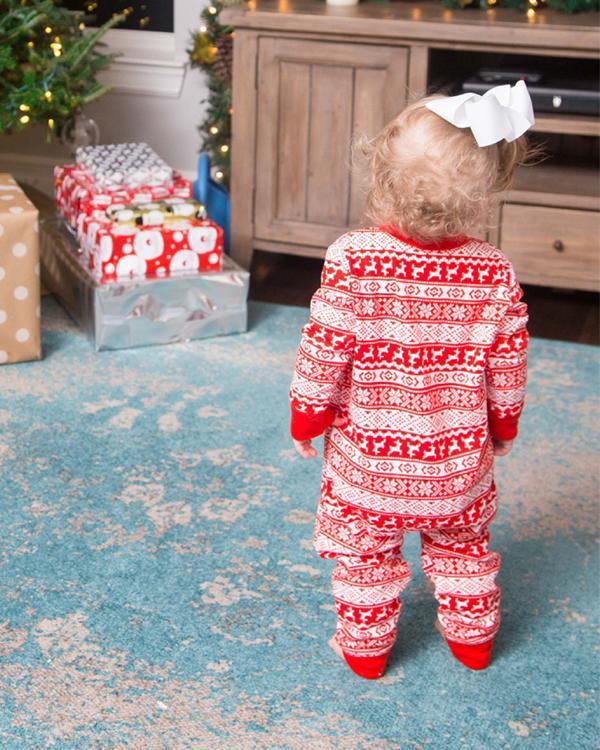 Family Matching Christmas Pajamas For Mom