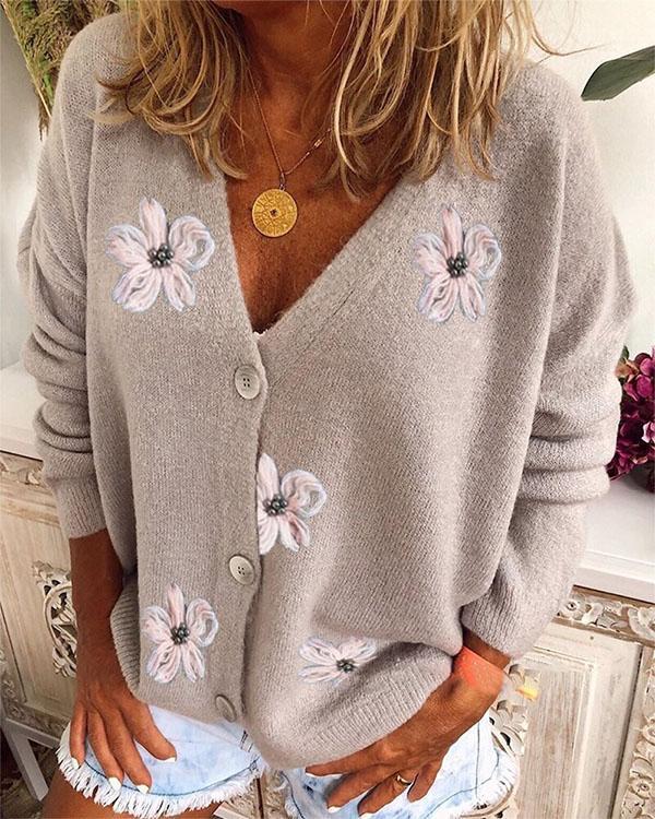 Loose Fit Embroidered V Neck Knitted Sweater