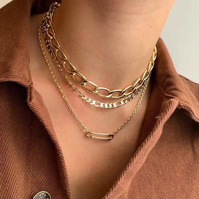 Pin It Necklace (Gold)