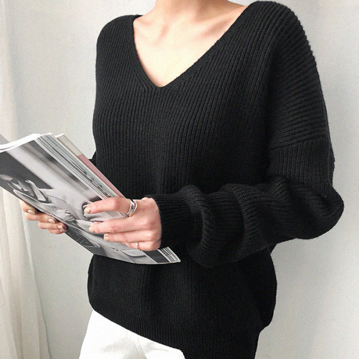 Sweater With Irregular Hem In Solid Color