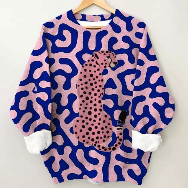 Woman's Cheetah Print Round Neck Long Sleeve Sweatshirt