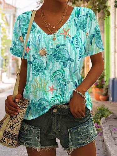 Holiday Turtle Print Short Sleeve Top