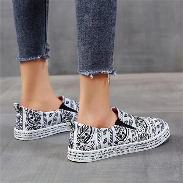 Women Fabric Characteristic Pattern Slip On Skate Shoes