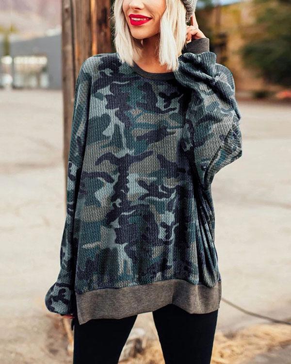 Camo Pattern Round Neck Pullover Sweatshirt