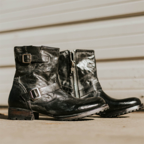 2021 Trendy New Product Square Heel Low-top Short Men's Boots with Belt Buckle