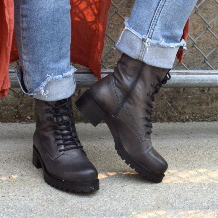 Women's Vintage Leather Daily Mid Boots (Ready for Fal and Win)