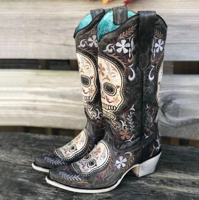 Street Personality Skull Embroidered Cowboy Boots