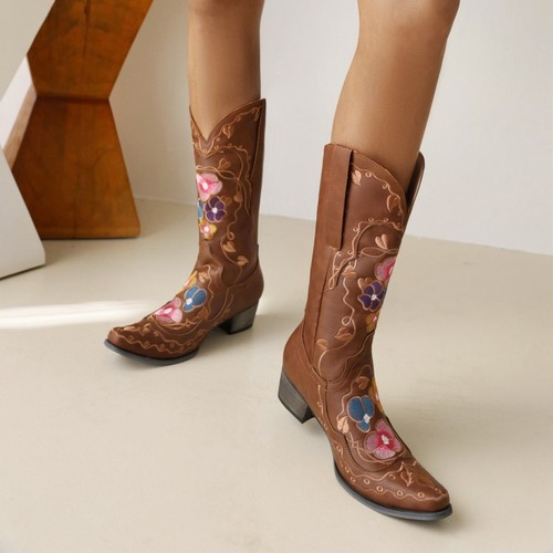 Vintage Embroidery Flower Western Cowboy Boots
