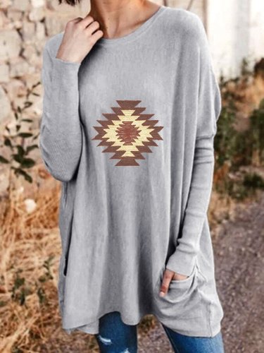 Women's Aztec Pattern Casual Long-Sleeved T-Shirt.