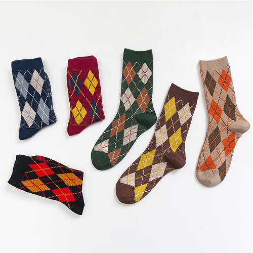 Retro Rhombus Autumn Winter Cotton Socks