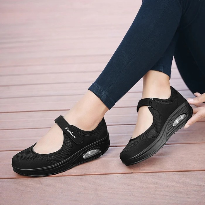🔥50%OFF 🔥CIarkShoes™- Breathable Slip-On Orthopedic Women's Diabetic Walking Shoes