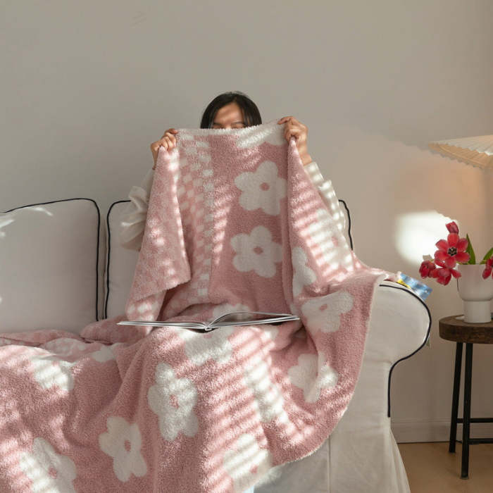 Four Season Flower Blanket Polyester Sofa Throw Blanket Quilt