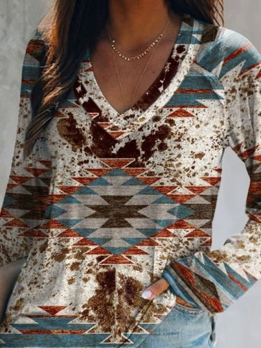 Vintage Ethnic Print V-Neck Long Sleeve T-Shirt