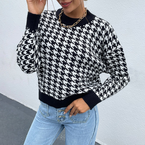 Crewneck Pullover Knit Houndstooth Sweater