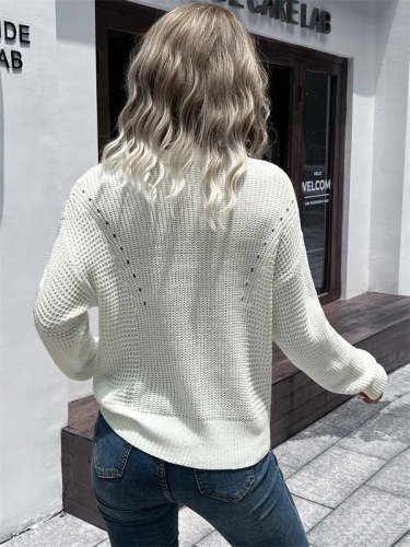 Fashion Hollow  Out Long Sleeve V-Neck Twist Sweater