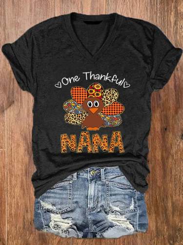 Women's One Thankful Nana Thanksgiving Turkey Leopard Printed Casual V-Neck Tee