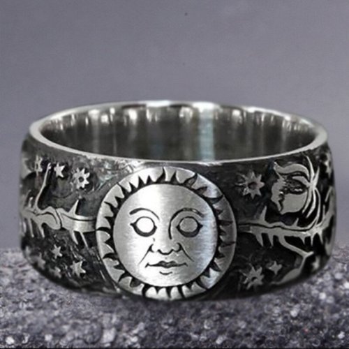 Engraved Sun & Moon Ring