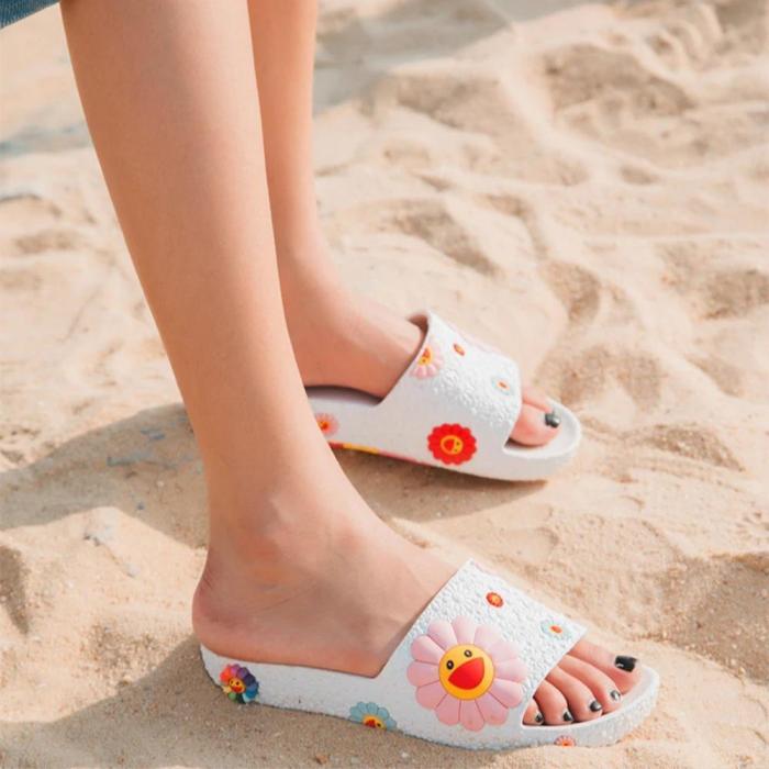 Colorful Smile Sunflower Emblished Beach Slides Slippers