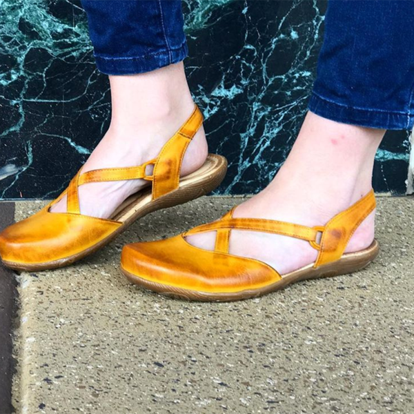 flat heel loafers