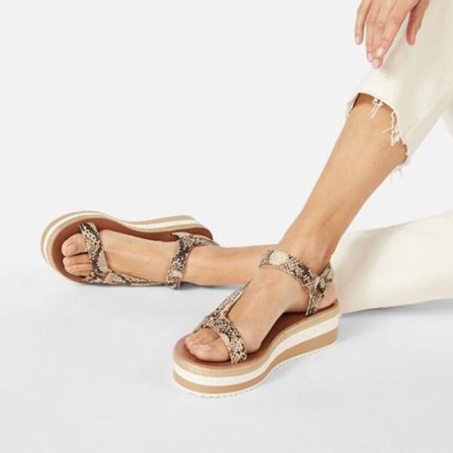 Fashion wedge sandals