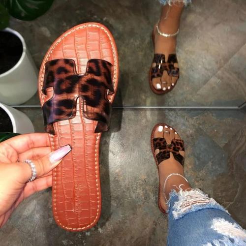 Flat With Alligator Pattern Slip-On Flip Flop Summer Casual Slippers