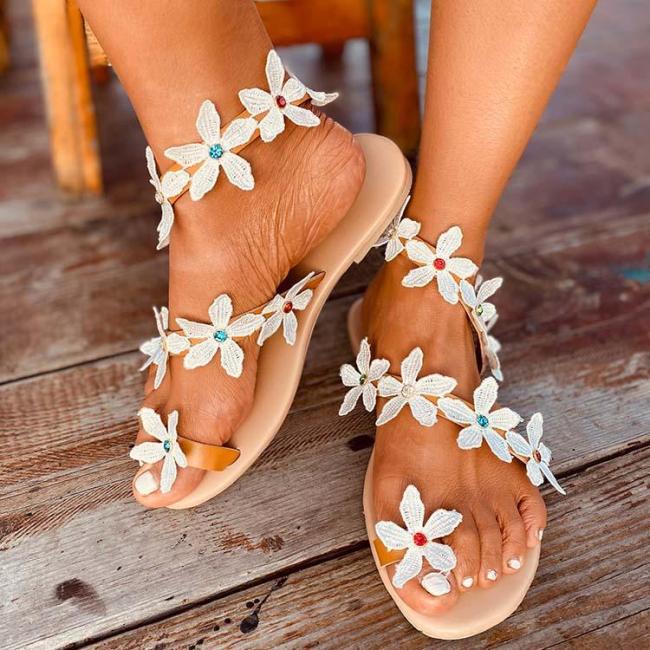 2020 Women  Flat Heel Boho Flower Sandals