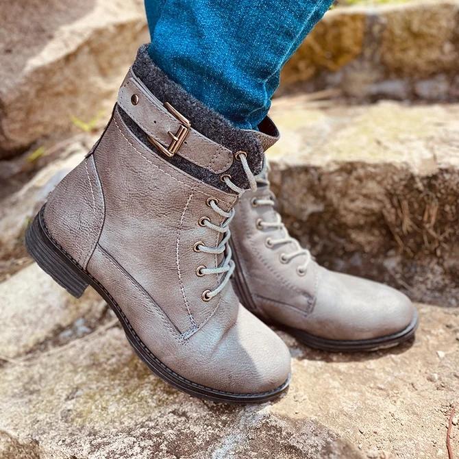 Date Block Heel Fall Boots