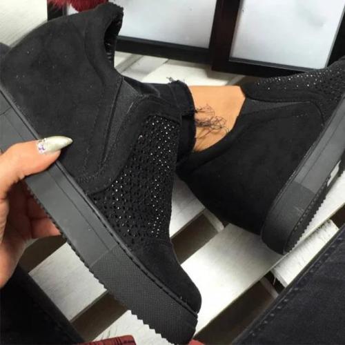 Hallow Suede Boots