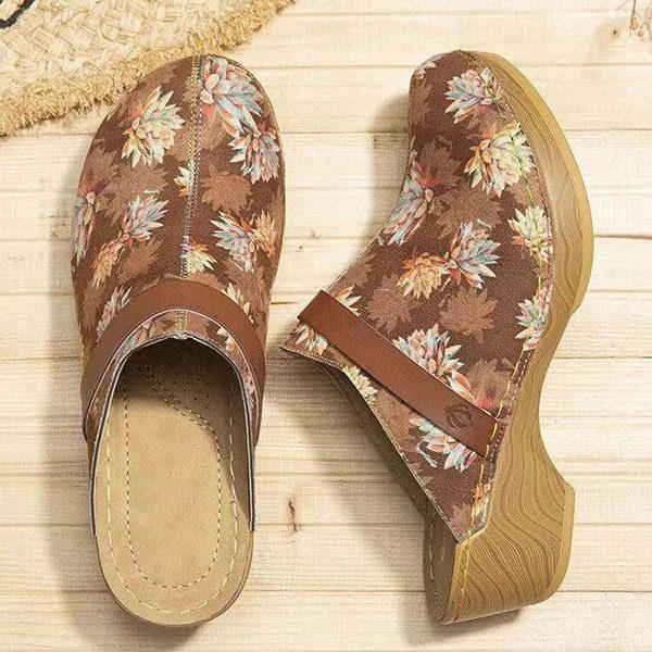Women's Vintage Maple Leaf Printed Wedge Sandals