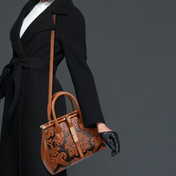 Women PU Leather Retro Embroidery Handbag