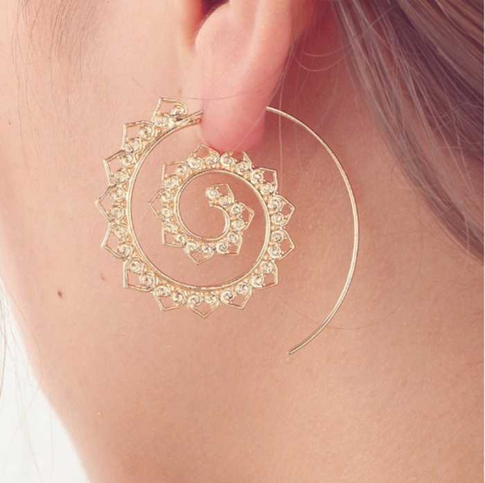 Women Fashion Spiral Earrings Heart-shaped Retro Earrings