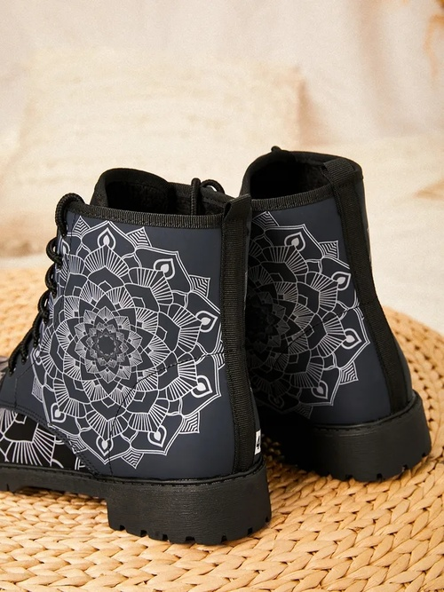 Simple Abstract Geometric Print Martin Boots