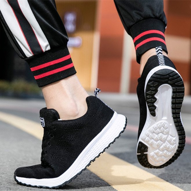 Large size fashion casual sneakers
