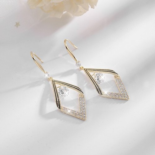 Fashion Diamond Rhombus Earrings