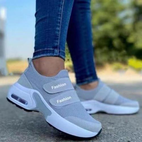 Women‘s Fashionable And Comfortable Flying Woven Velcro Air Cushion Sneakers