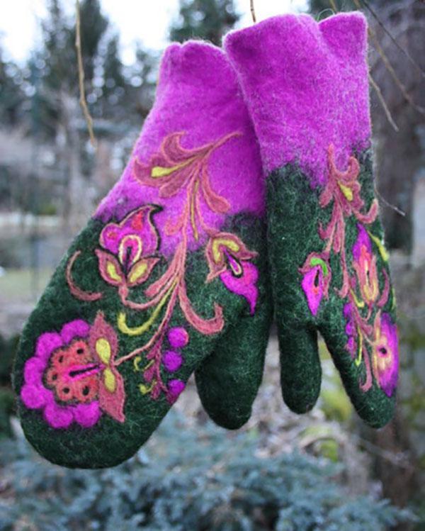 Going Out Embroidery Vintage Gloves