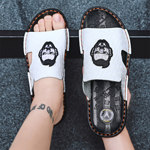 Men's Embroidered Leather Fashion Non-slip Sandals