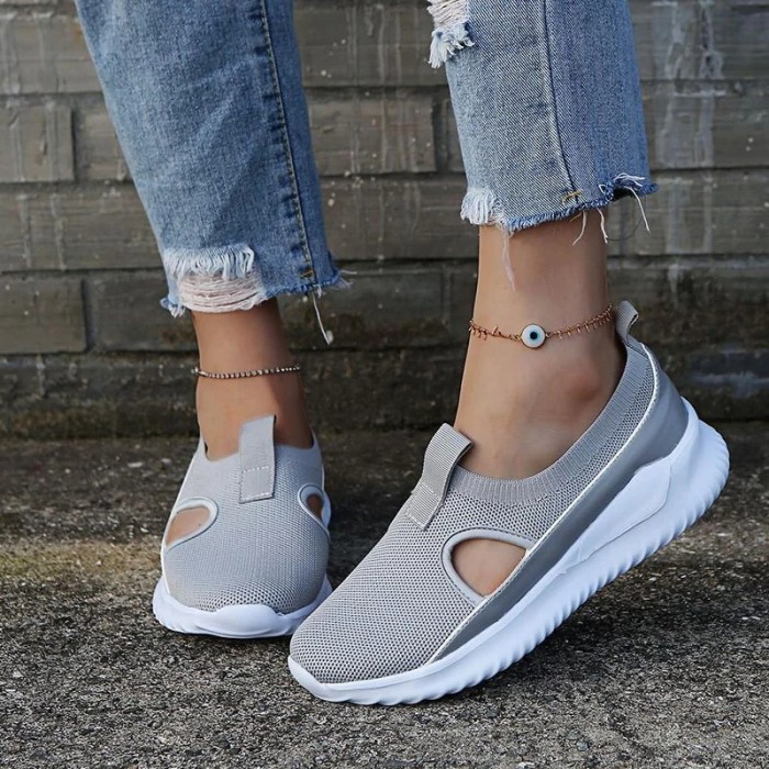 Women's Casual Comfy Slip-on Platform Heel Sneakers