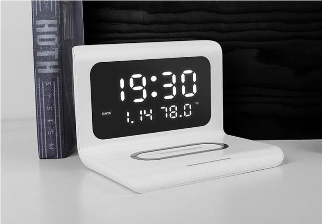 2020 New Creative Wireless Phone Charging station with Digital Alarm Clock 🔥