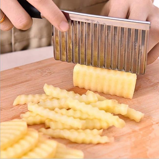 Potato Wavy Edged Knife Cutting Peeler