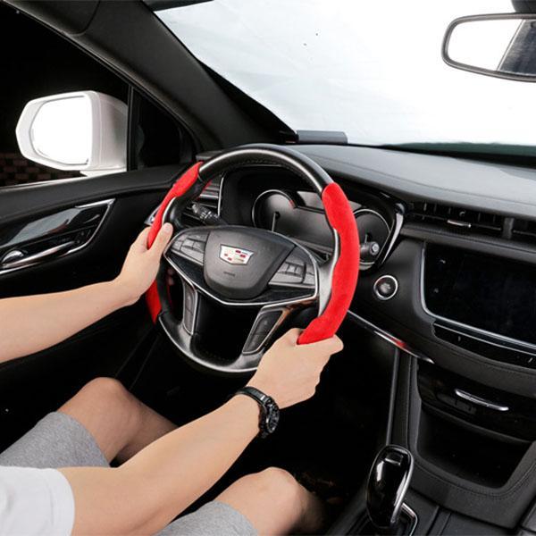 Car Anti-Skid Plush Steering Wheel Cover（2PCS） MAIN FEATURES  【Universal】 This product is professionally manufactured and designed, and is suitable for steering wheels of any size and diameter of any car model. Very suitable after installation. 【Increase