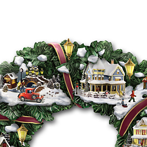 Thomas Kinkade Illuminated  Christmas Village  Wreath
