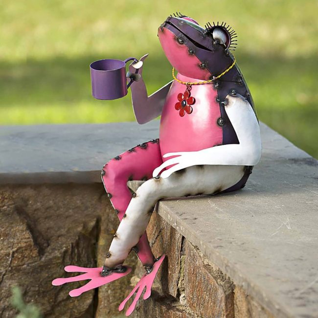 Metal Coffee Frog Family Garden Art Statues