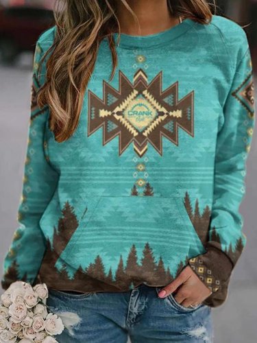 Women's Western Style Treetop Printed Slotted Sweatshirt