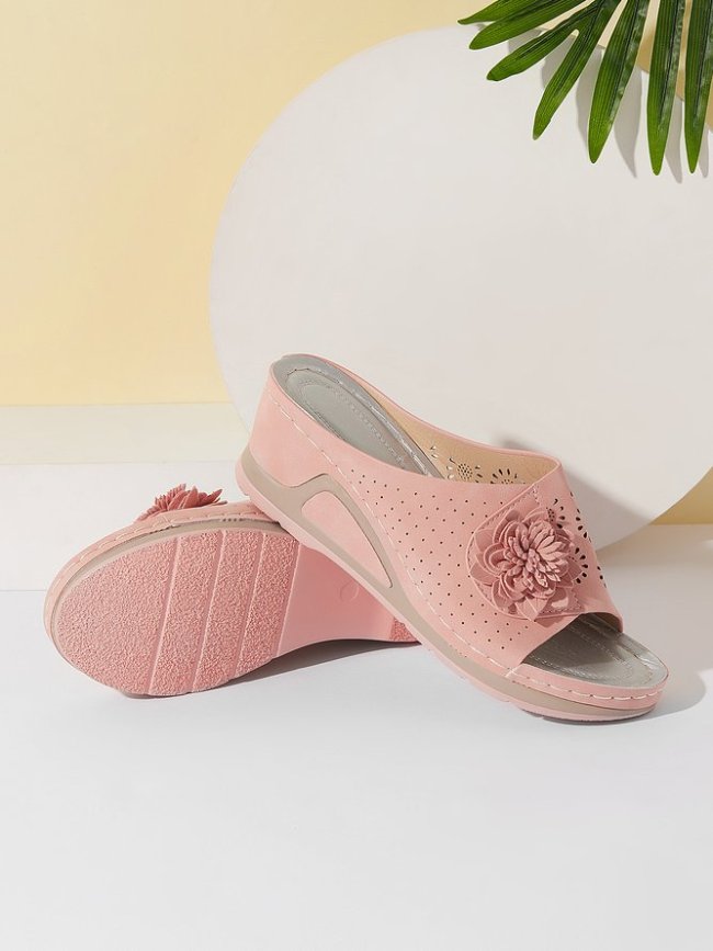 Hollow-out Wedge Leisure Sandals Flower Beach Shoes