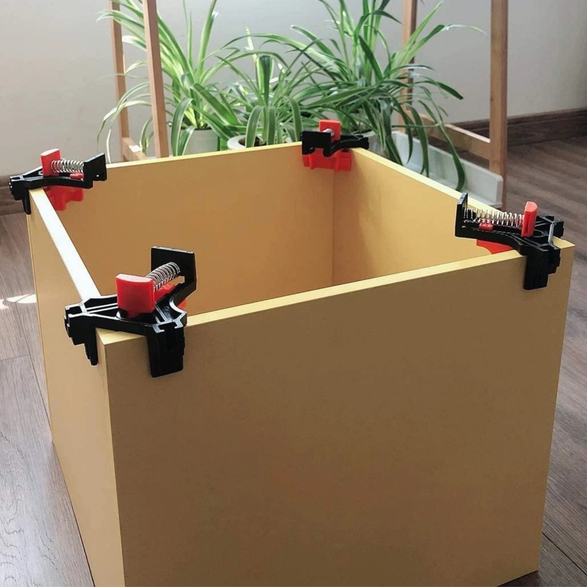 US 34.99 CORNER CLAMP KIT