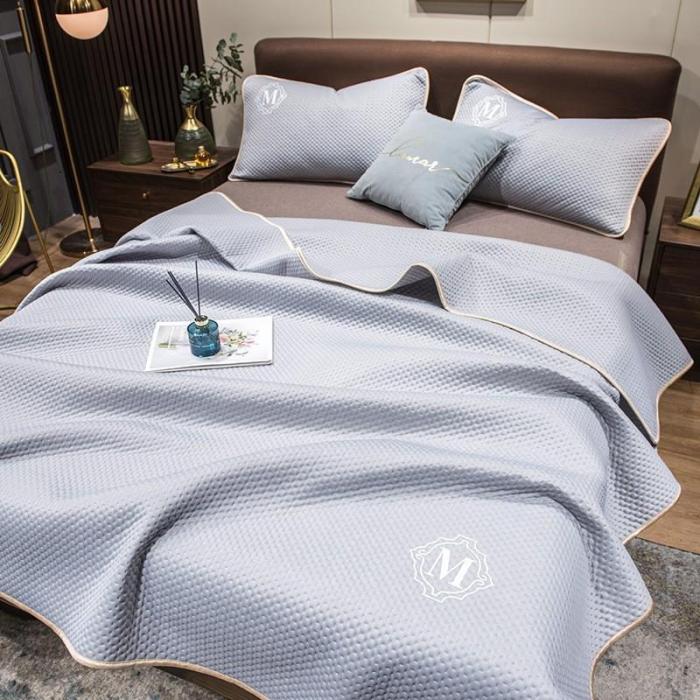 Cooling Blanket For Hot Sleepers，Summer Blankets