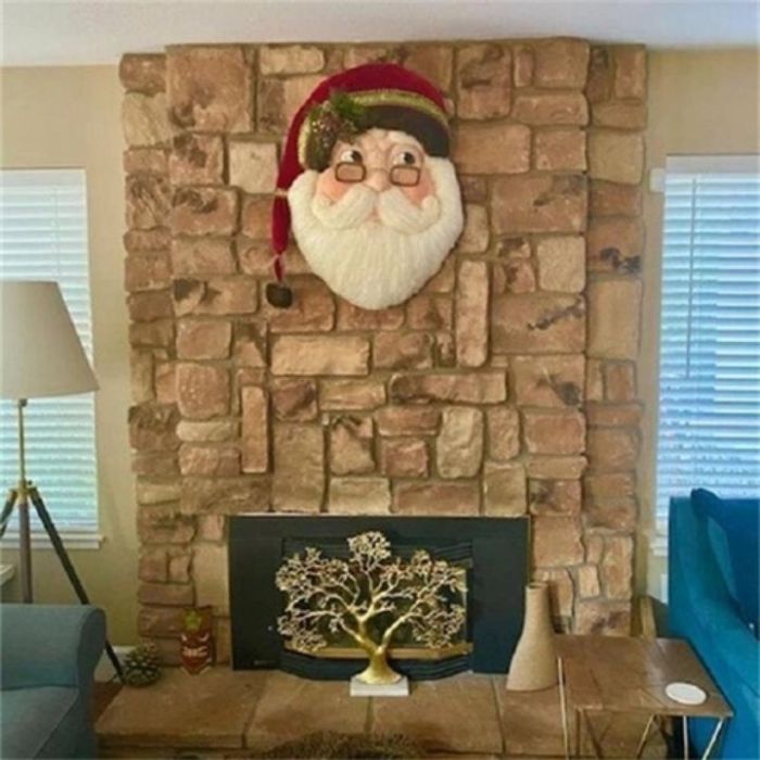 Wooden Santa Claus Wreath