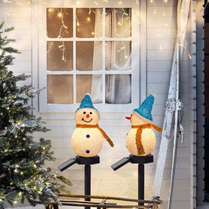 Special 50% OFF--Waterproof solar snowman lamp